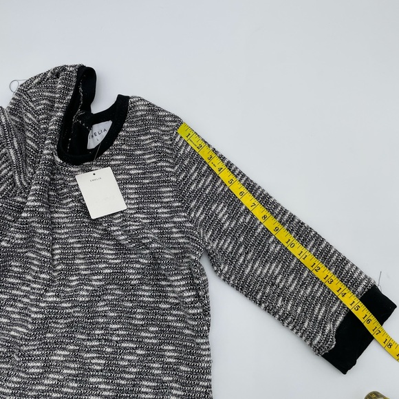Emelia L Black White 3/4 Sleeve pullover Knit Sweater - Picture 11 of 11